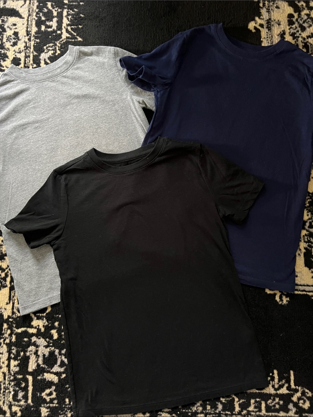 Boys 3 pc Cat & Jack basic tee bundle size 8/10